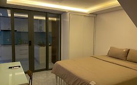 B786 Tan Binh Homestay